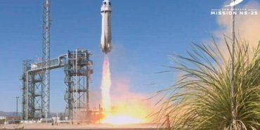 Blue Origin, NS-25 uzay yolculuğunu başarıyla tamamladı