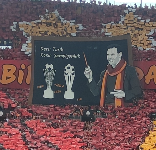 Galatasaray taraftarından Fenerbahçe derbisinde görsel şölen! Koreografiyi görenler şaşkınlığını gizleyemedi