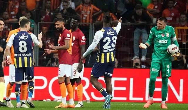 Şampiyonluk düğümü son haftaya kaldı! Galatasaray