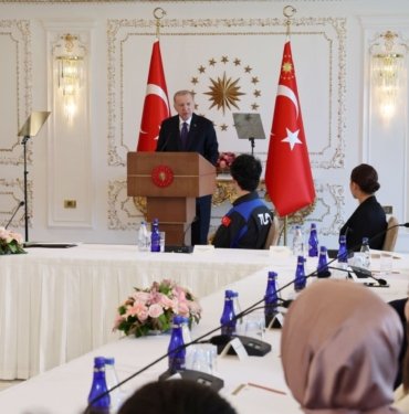 Cumhurbaşkanı Erdoğan gençlerle buluştu: Türkiye’nin en büyük umudu gençler