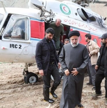 İran Cumhurbaşkanı Reisi’yi taşıyan helikopter kaza yaptı: Reisi hayatını kaybetti