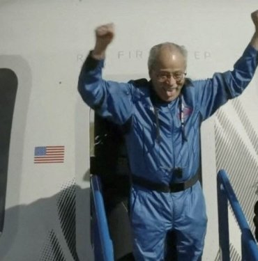 Dünyanın en yaşlı astronotu: 60 yıl gecikmeli uzay yolculuğu