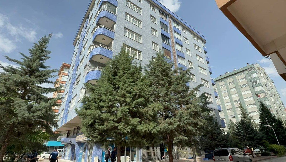 4’üncü kattan düşüp öldü: Nazlı’nın sır ölümü