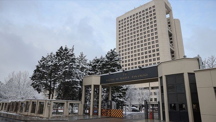 Hazine, 23,7 milyar lira borçlandı