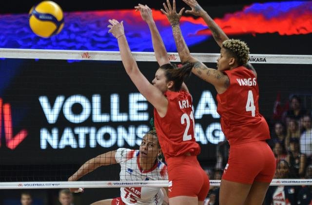 Filenin Sultanları, Fransa’ya set vermedi!