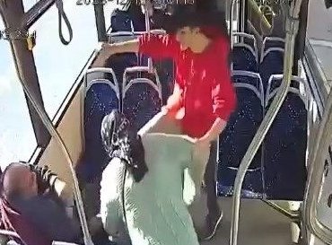 Otobüsteki vahşet görüntüleriyle tanınmıştı: Yaşlı adamın ölümünde aile, okul müdürünü suçladı