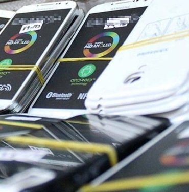 4 bin 600 telefonla sahte görüntülenme elde etti: 4 ayda 415 bin dolar kazandı