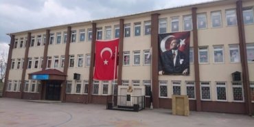 Ek ders yolsuzluğu iddiası sonrası tüm öğretmenlere çağrı: Bordrolarınızı kontrol edin