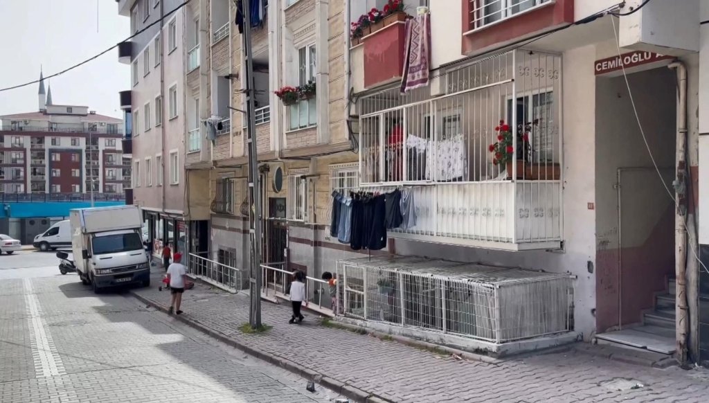 Yengesiyle plan yaptı, ağabeyini fare zehriyle öldürdü